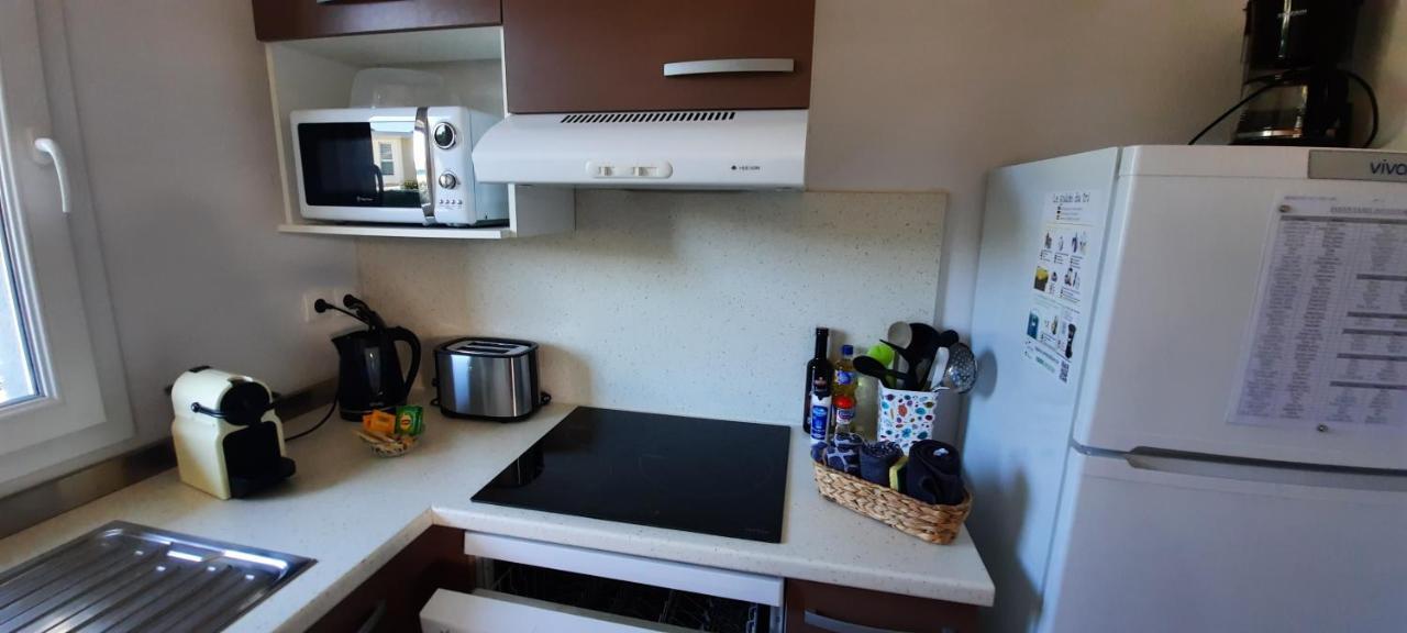 Chez Ced Et Laeti, Appartement Prive Avec Jardin Et Terrasse Dans Residence L'Estuaire Muni D'Une Piscine Couverte Et Aire De Jeu, Linge De Lit Et De Salle D'Eau Ainsi Que Tele, Compris Dans Le Tarif Profitez A Fond De Notre Belle Region Le Verdon-sur-Mer Bagian luar foto