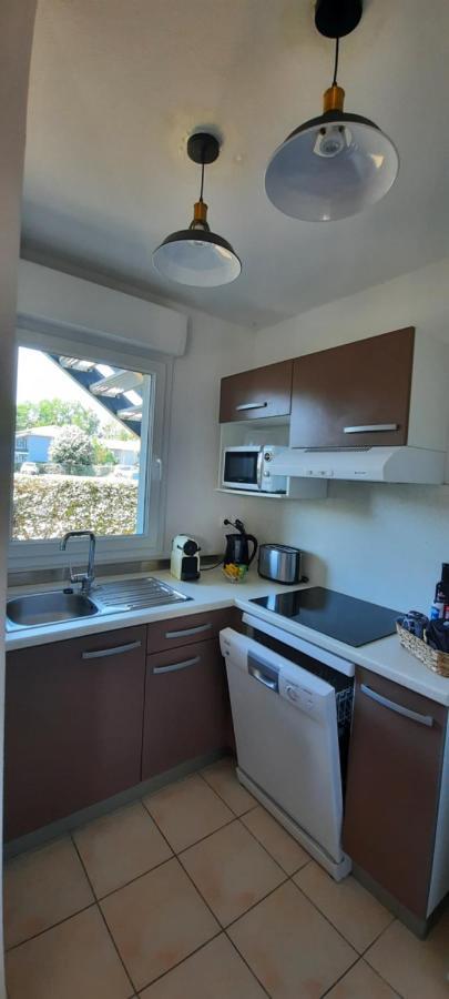 Chez Ced Et Laeti, Appartement Prive Avec Jardin Et Terrasse Dans Residence L'Estuaire Muni D'Une Piscine Couverte Et Aire De Jeu, Linge De Lit Et De Salle D'Eau Ainsi Que Tele, Compris Dans Le Tarif Profitez A Fond De Notre Belle Region Le Verdon-sur-Mer Bagian luar foto